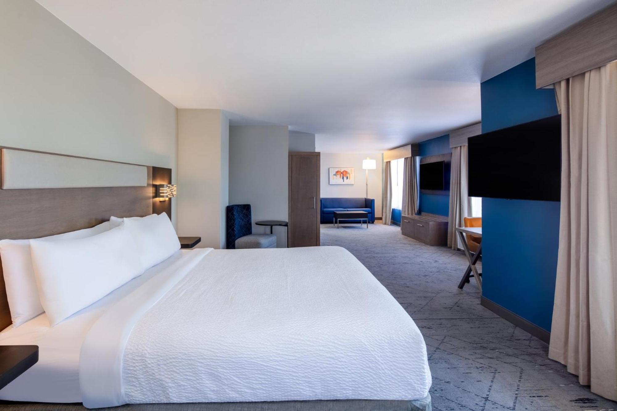 Holiday Inn Express Turlock By Ihg Exterior foto